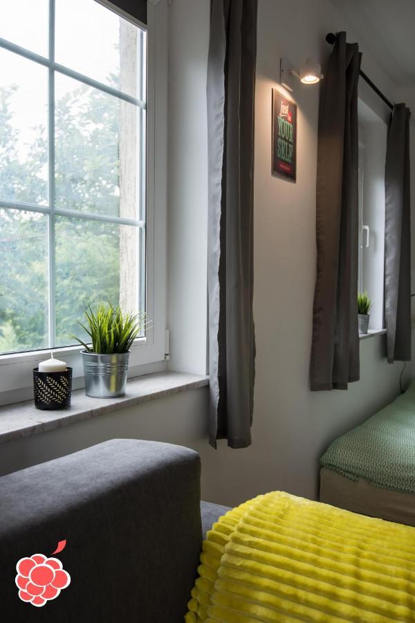 Malinowka Apartment ยานตาร์ ภายนอก รูปภาพ
