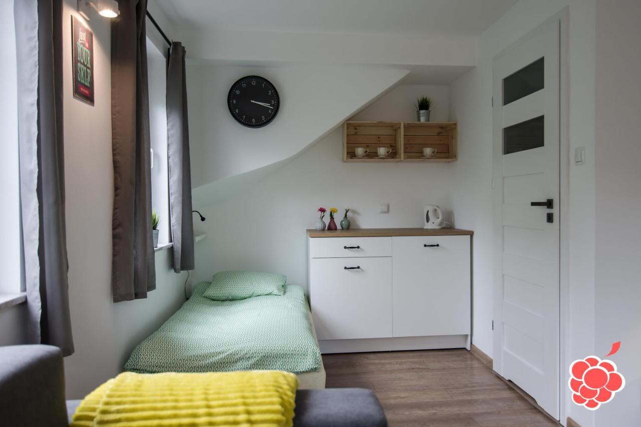 Malinowka Apartment ยานตาร์ ภายนอก รูปภาพ