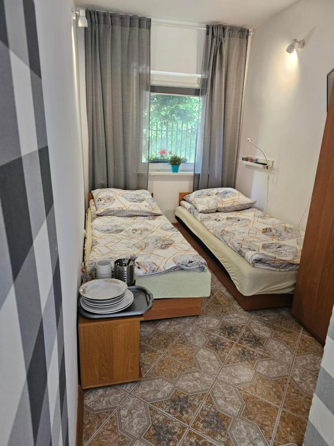 Malinowka Apartment ยานตาร์ ภายนอก รูปภาพ